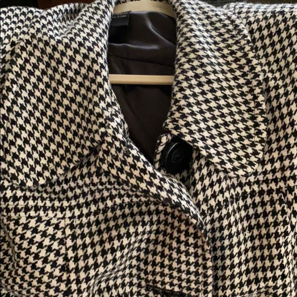 Jacket - Picture 5 of 5